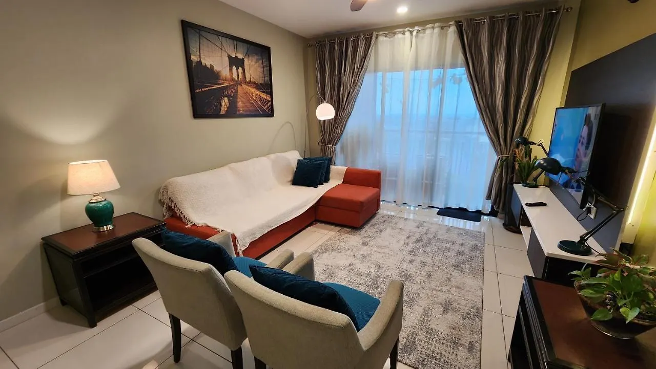 Aldridge Residence Tropical Suite - Emira Shah Alam Apartment